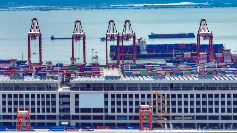 Guangzhou port