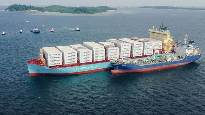 Maersk first methanol-fuel boxship  