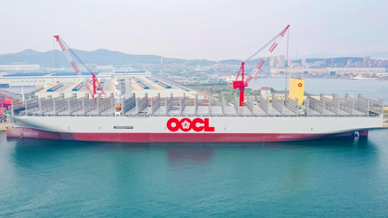 DACKS 24,000 teu containership for OOCL  