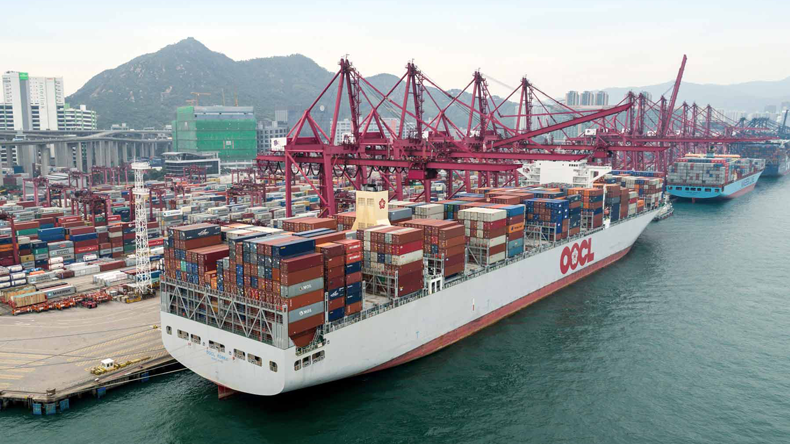OOCL Korea berthed at Hong Kong