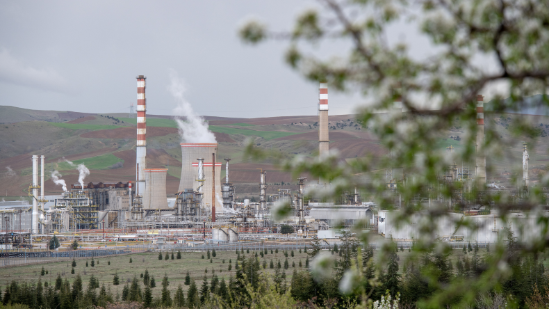 Tupras oil refinery in Turkey
