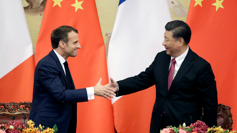 Macron and Xi in Great Hall of the People 061119