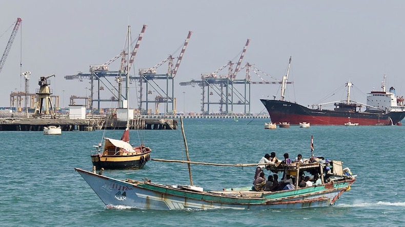 A boast is seen entering the harbour in the southern city of Aden, situated at the mouth of the Red Sea, on November 30, 2010. AFP PHOTO/KARIM SAHIB (Photo credit should read KARIM SAHIB/AFP via Getty Images)