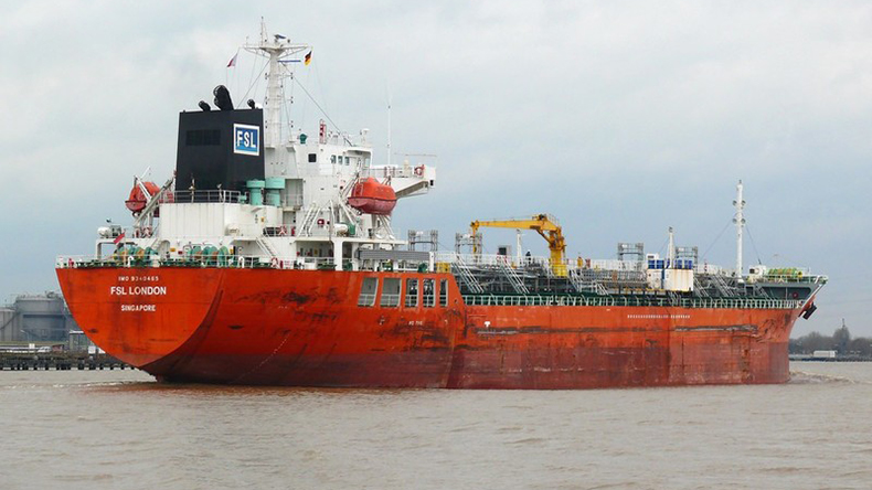 Tanker FSL London at Kiel Canal