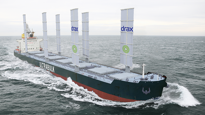 Artist impression of a Drax panamax with FastRigs sails